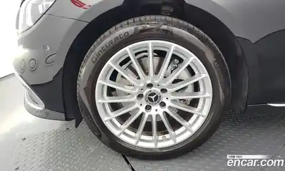 Mercedes-Benz E-Class 2021 2.0 гидро в Москве, миниатюра 5