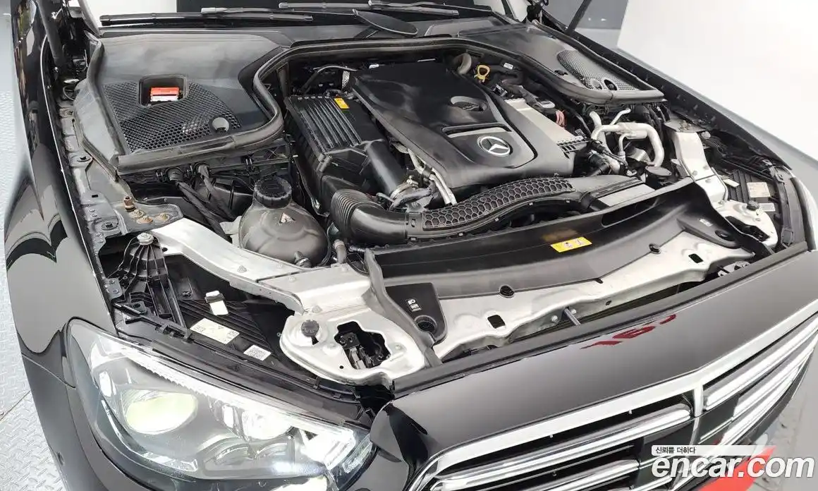 Mercedes-Benz E-Class 2021 2.0 гидро в Москве, фото 6