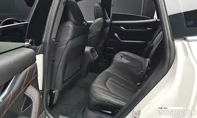 Maserati Levante 2020 3.0 гидро в Москве № 749689, миниатюра 12