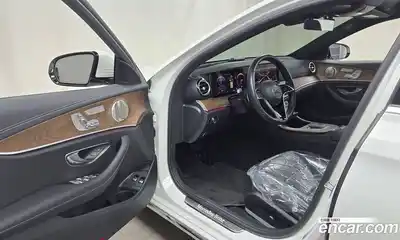 Mercedes-Benz E-Class 2021 2.0 гидро в Москве № 764376, миниатюра 10