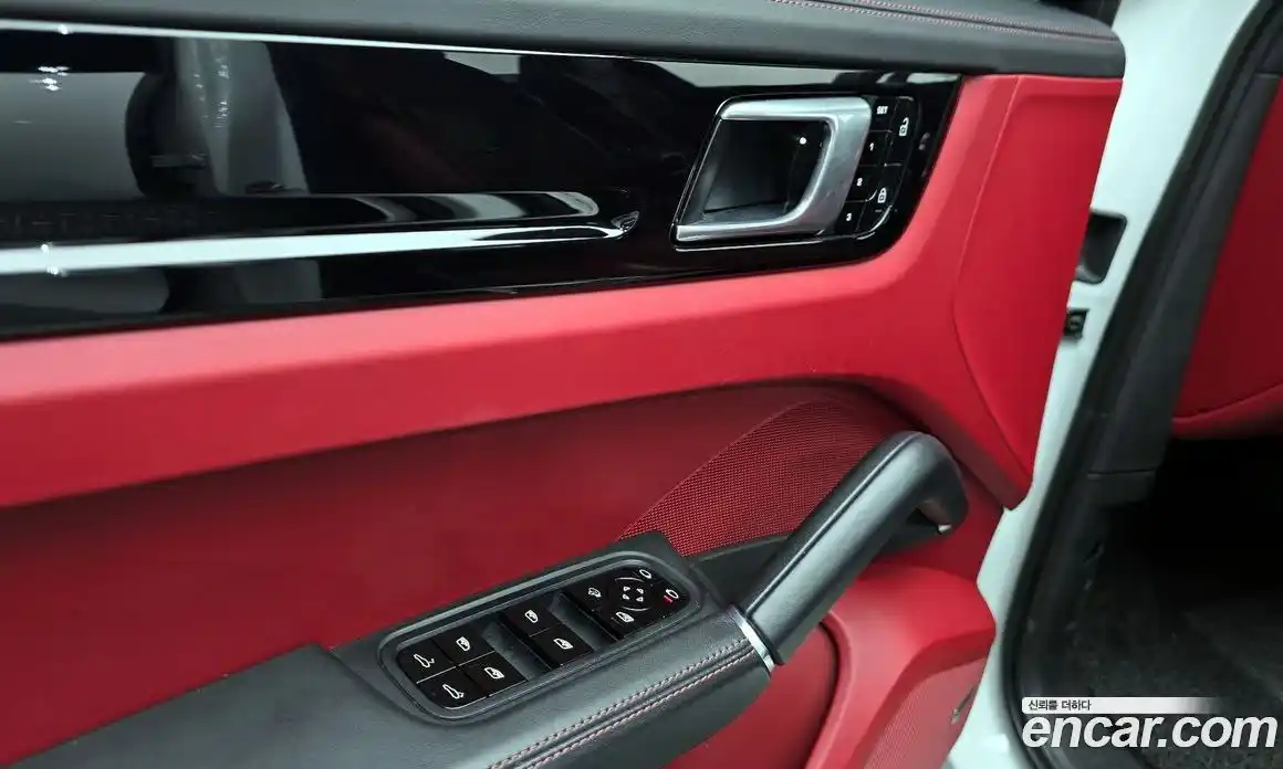 Porsche Cayenne 2021 3.0 гидро в Москве № 765584, фото 17