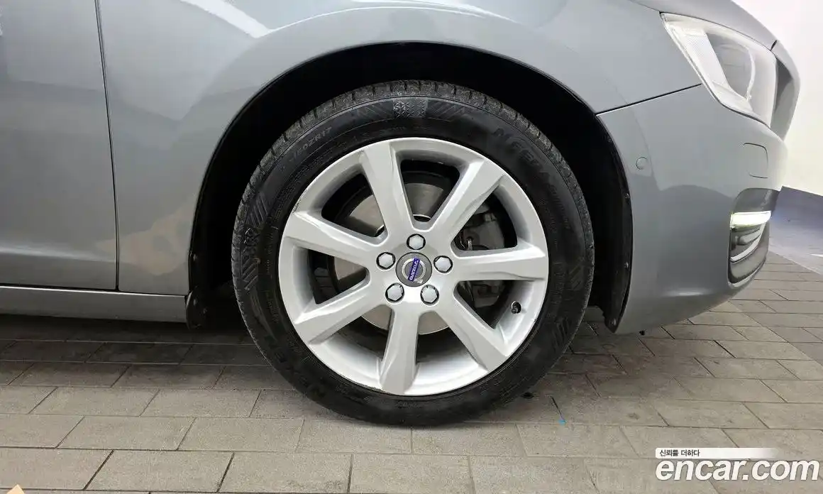 Volvo S60 2017 2.0 гидро в Москве № 801920, фото 5