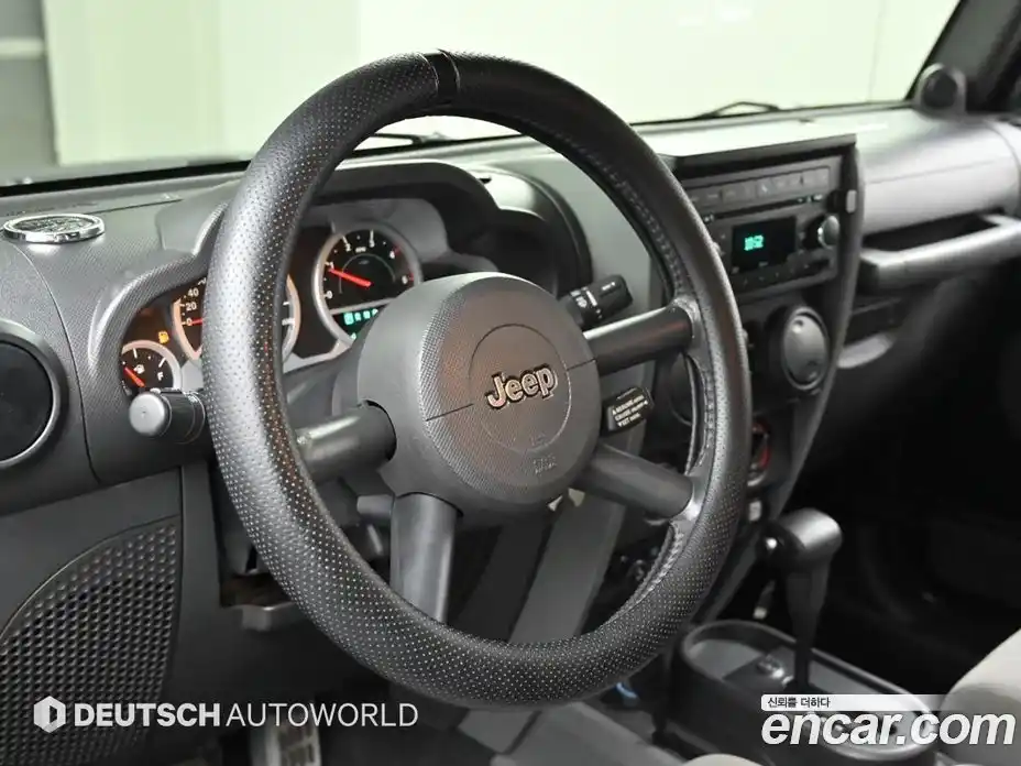 Jeep Wrangler 2010 2.8 гидро в Москве № 803098, фото 13