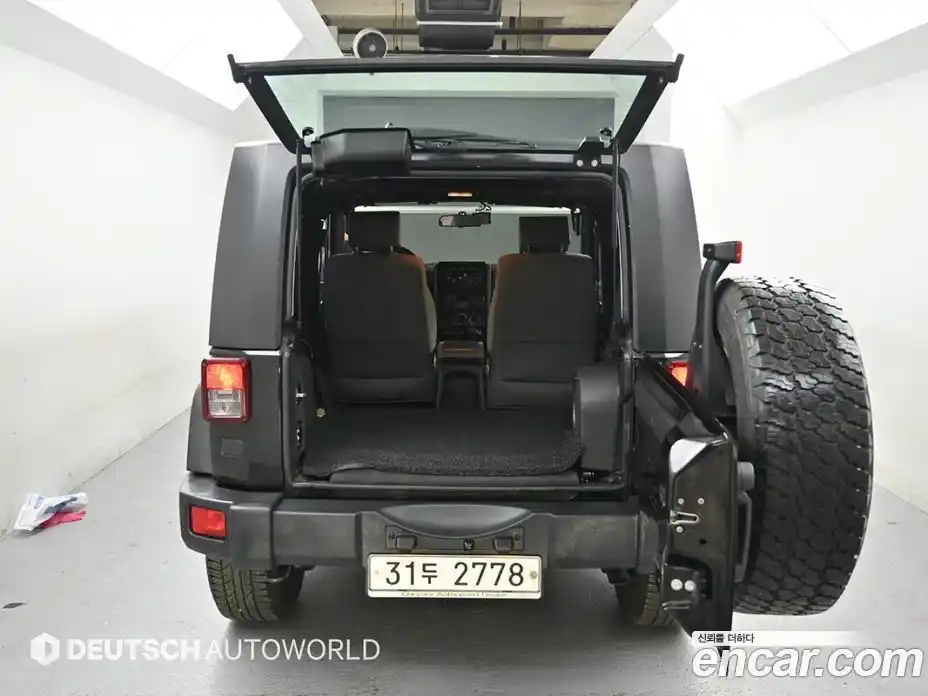 Jeep Wrangler 2010 2.8 гидро в Москве № 803098, фото 19
