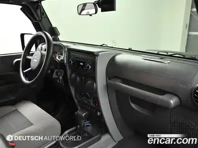 Jeep Wrangler 2010 2.8 гидро в Москве № 803098, миниатюра 7