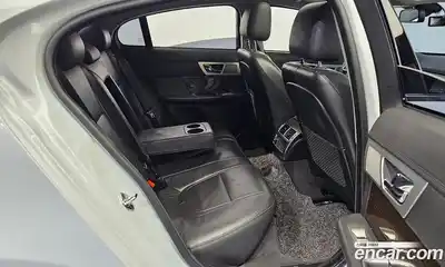 Jaguar XF 2015 2.2 гидро в Москве № 803401, миниатюра 11
