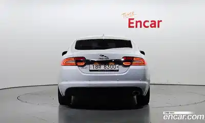 Jaguar XF 2015 2.2 гидро в Москве № 803401, миниатюра 4