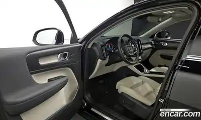 Volvo XC40 2023 2.0 гидро в Москве № 823996, миниатюра 11