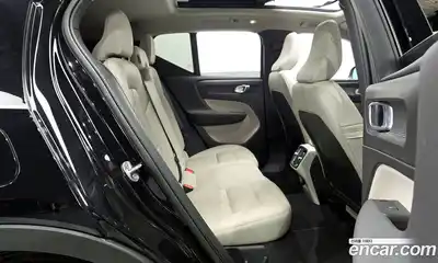 Volvo XC40 2023 2.0 гидро в Москве № 823996, миниатюра 12