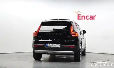 Volvo XC40 2023 2.0 гидро в Москве № 823996, миниатюра 4