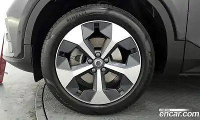 Volvo XC40 2023 2.0 гидро в Москве № 823996, миниатюра 5