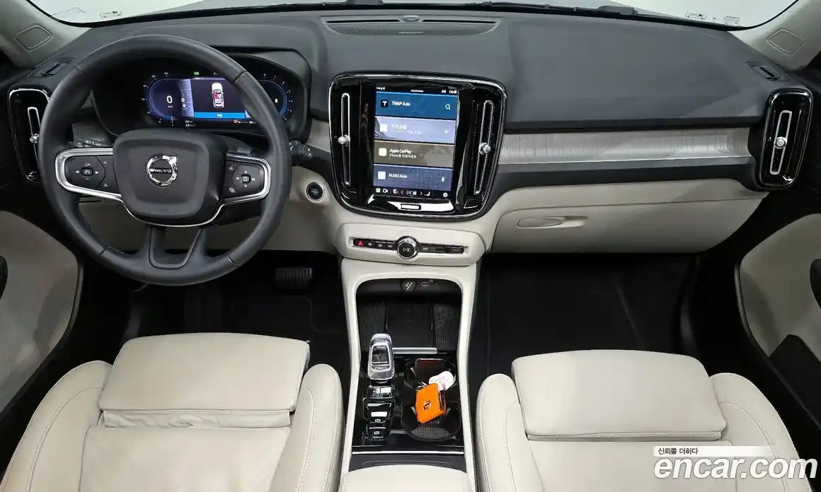 Volvo XC40 2023 2.0 гидро в Москве № 823996, фото 7