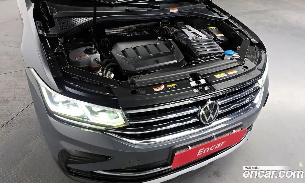Volkswagen Tiguan 2021 2.0 гидро в Москве № 862396, фото 6