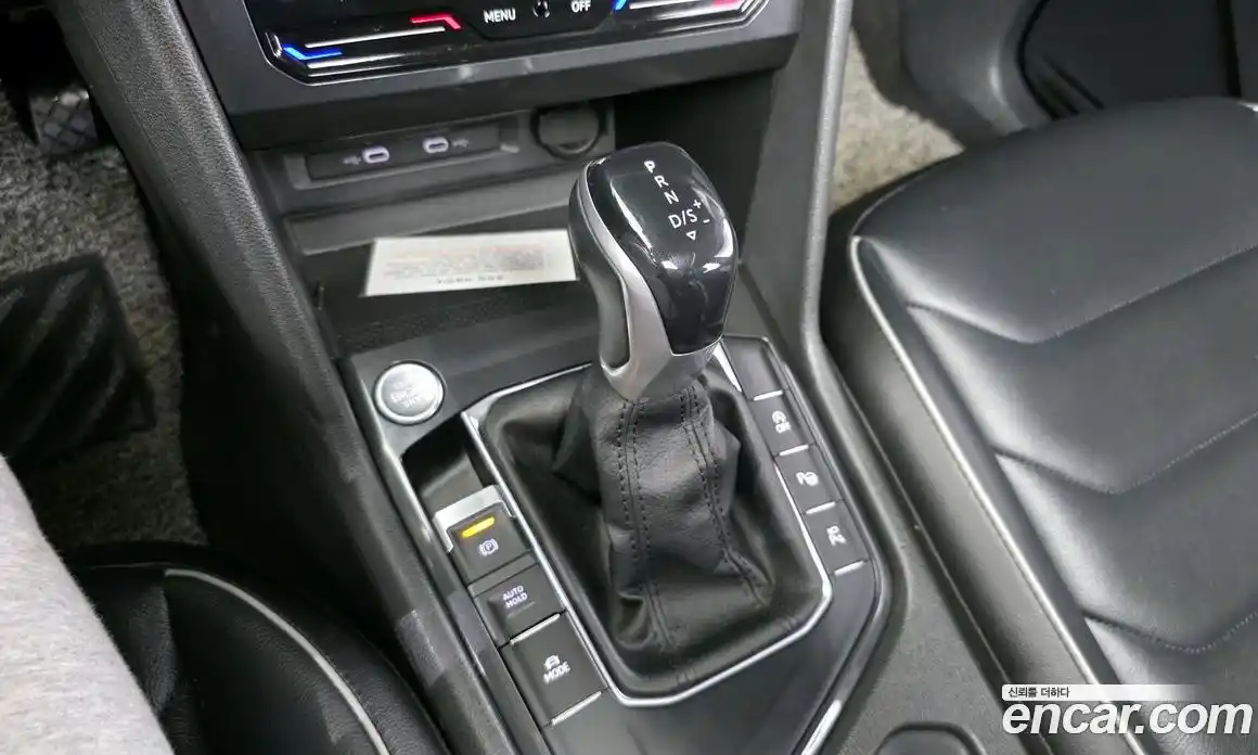 Volkswagen Tiguan 2021 2.0 гидро в Москве № 862396, фото 9
