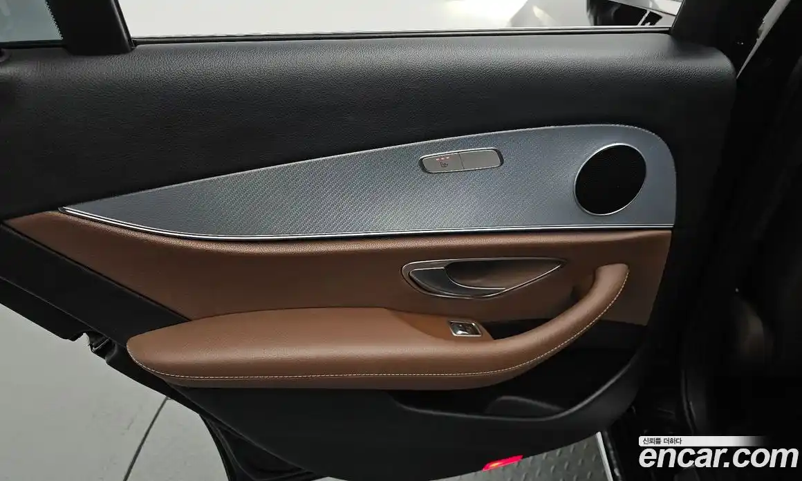Mercedes-Benz E-Class 2019 2.0 гидро в Москве № 893403, фото 18