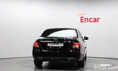 Mercedes-Benz E-Class 2019 2.0 гидро в Москве № 893403, миниатюра 4