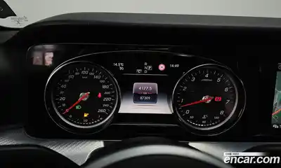 Mercedes-Benz E-Class 2019 2.0 гидро в Москве № 893403, миниатюра 8