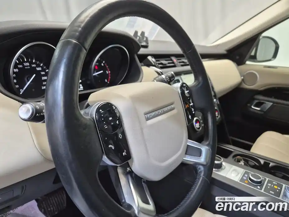 Land Rover Discovery 2020 2.0 гидро в Москве № 894912, фото 17