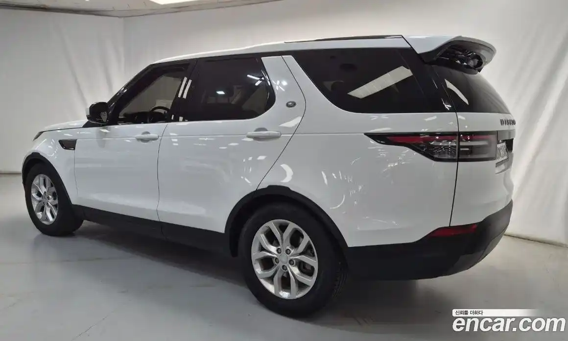 Land Rover Discovery 2020 2.0 гидро в Москве № 894912, фото 3