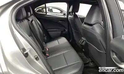 Lexus UX 2025 2.0 гидро в Москве № 895766, миниатюра 12