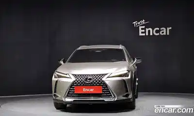 Lexus UX 2025 2.0 гидро в Москве № 895766, миниатюра 3