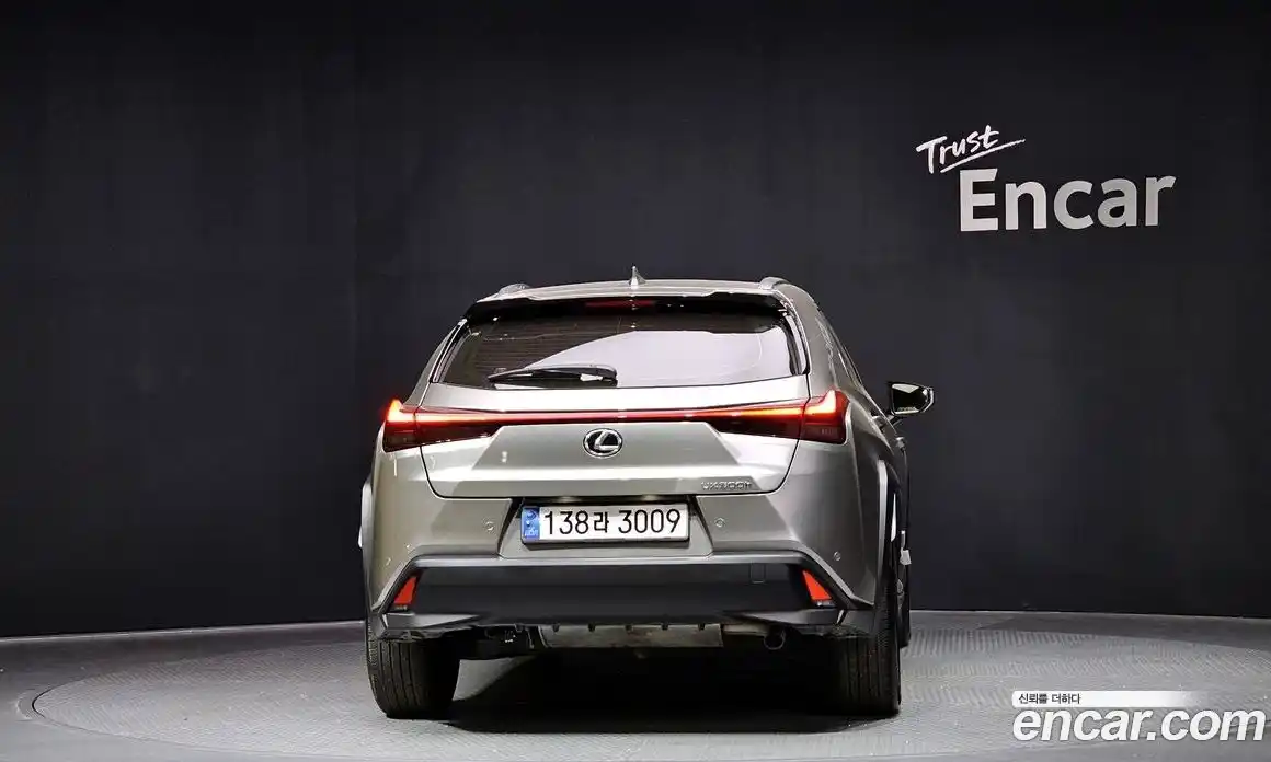 Lexus UX 2025 2.0 гидро в Москве № 895766, фото 4