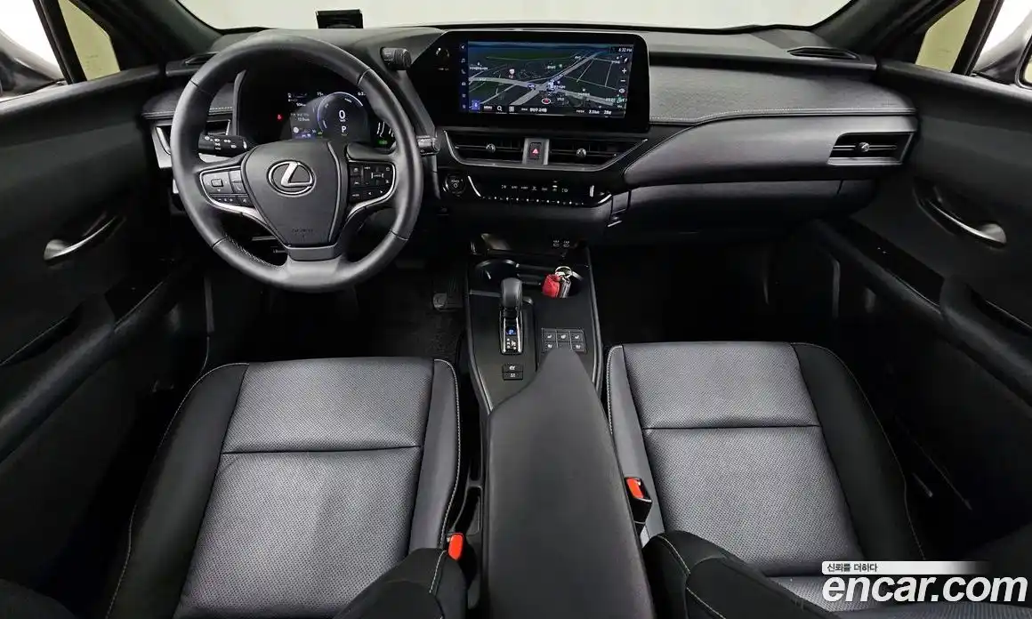Lexus UX 2025 2.0 гидро в Москве № 895766, фото 7
