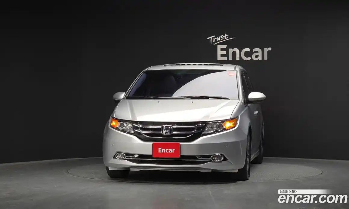 Honda Odyssey 2014 3.5 гидро в Москве № 896784, фото 3