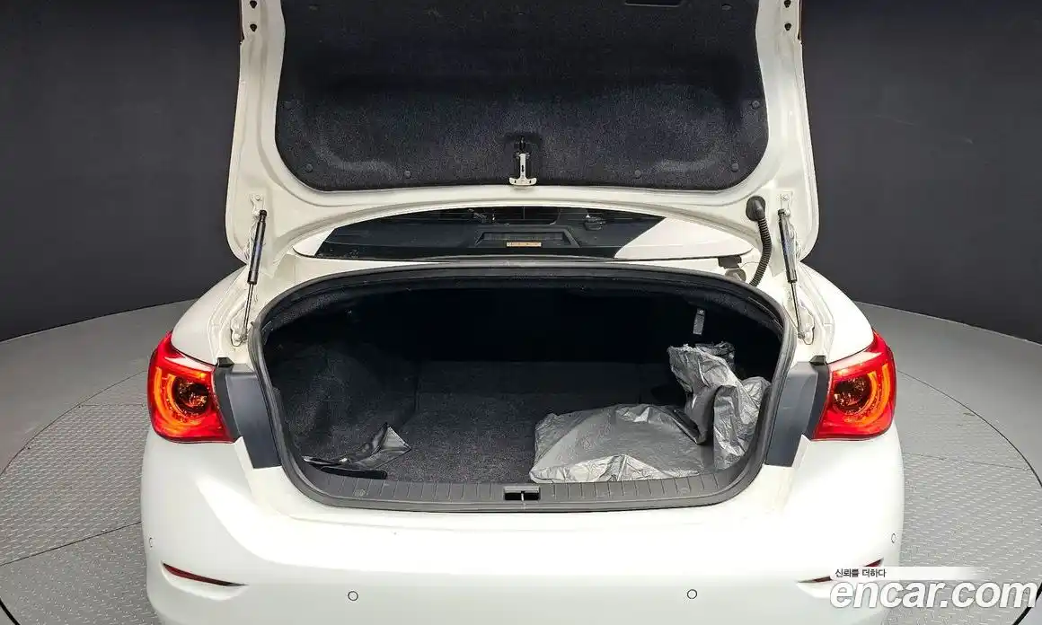 Infiniti Q50 2014 2.1 гидро в Москве № 897350, фото 20