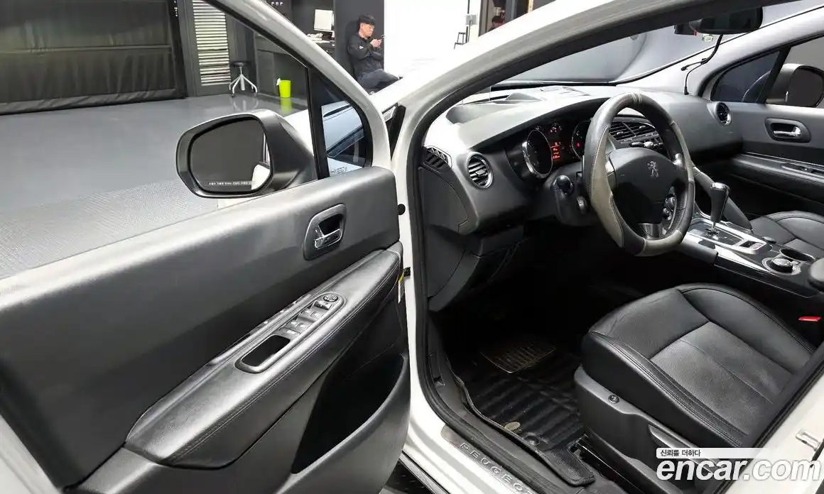 Peugeot 3008 2015 1.6 гидро в Москве № 897421, фото 11