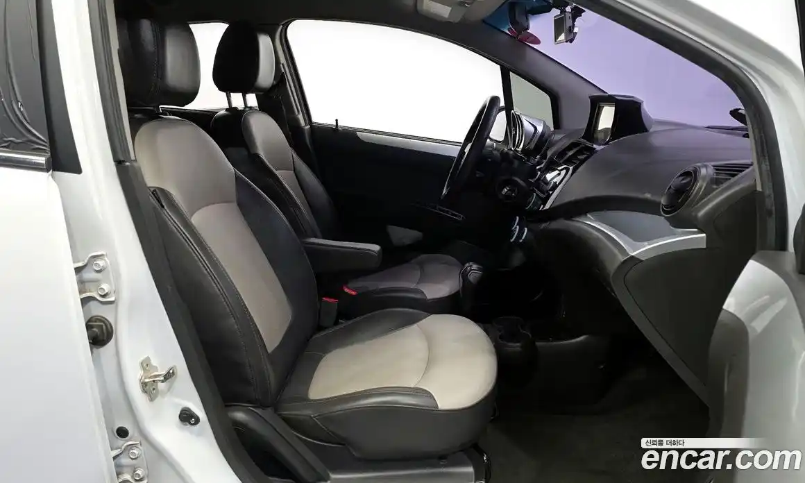 Chevrolet Spark 2014 1.0 гидро в Москве № 935253, фото 11