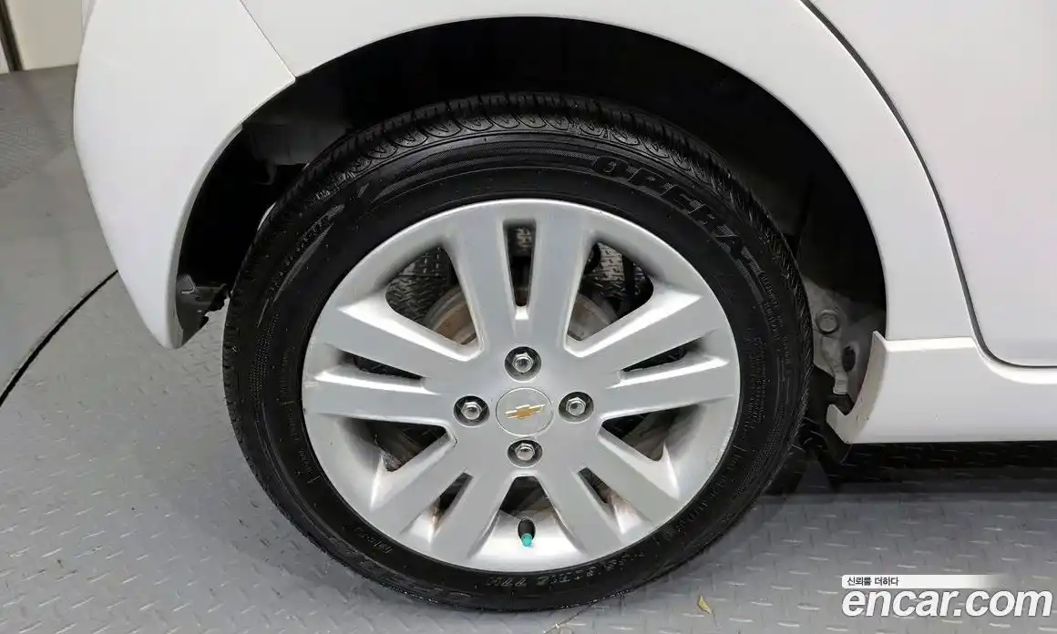 Chevrolet Spark 2014 1.0 гидро в Москве № 935253, фото 5