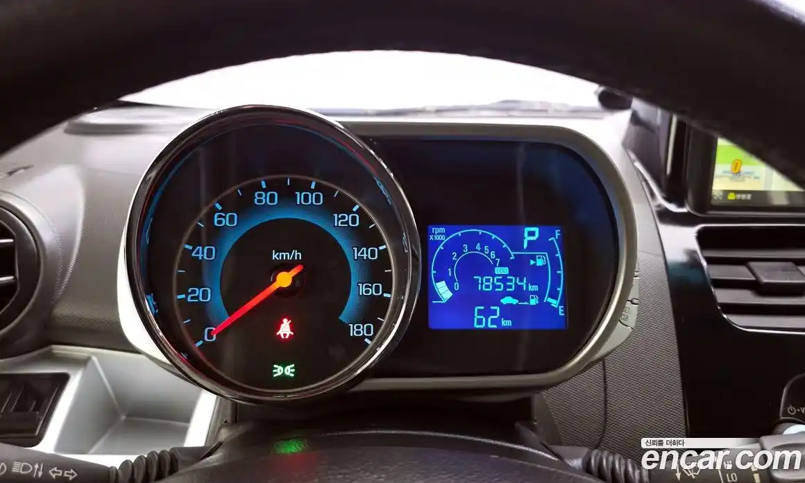 Chevrolet Spark 2014 1.0 гидро в Москве № 935253, фото 8