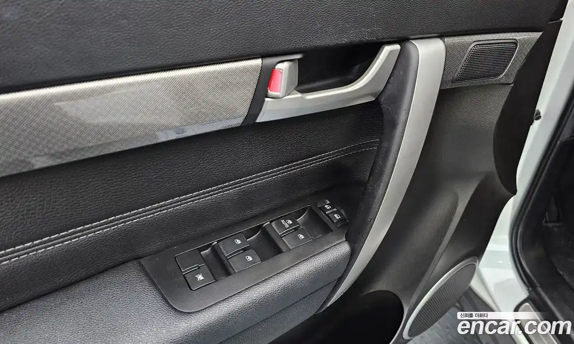 Chevrolet Captiva 2016 2.0 Автомат в Москве № 936286, фото 16