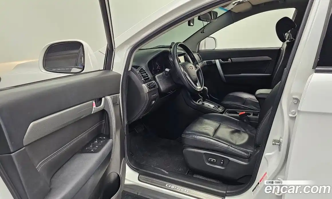 Chevrolet Captiva 2016 2.0 Автомат в Москве № 936286, фото 10