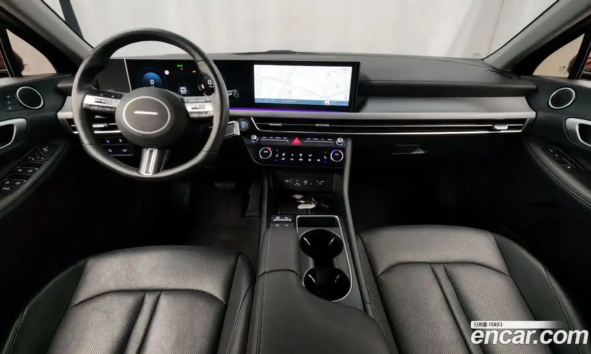 Hyundai Sonata 2023 1.6 Автомат в Москве № 971709, фото 7