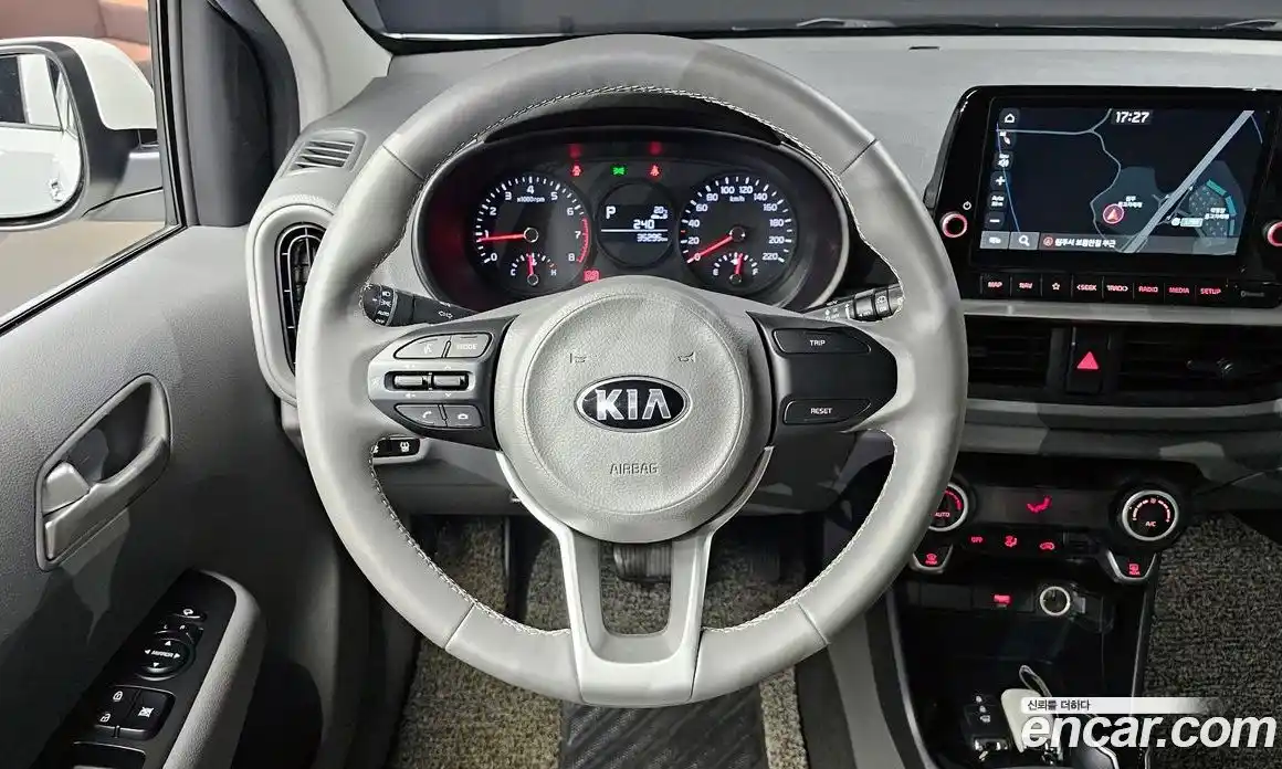 Kia Morning 2021 1.0 Автомат в Москве № 972814, фото 13