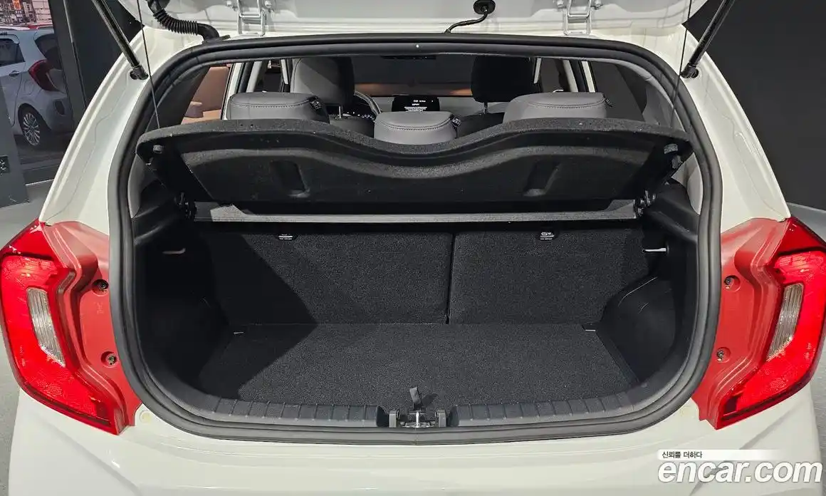 Kia Morning 2021 1.0 Автомат в Москве № 972814, фото 20