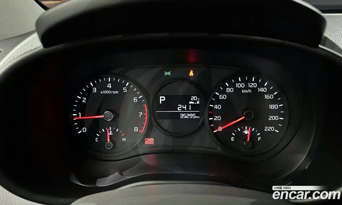 Kia Morning 2021 1.0 Автомат в Москве № 972814, фото 8