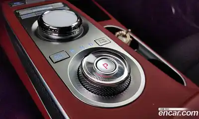 Genesis GV70 2023 2.5 гидро в Москве № 973017, миниатюра 8