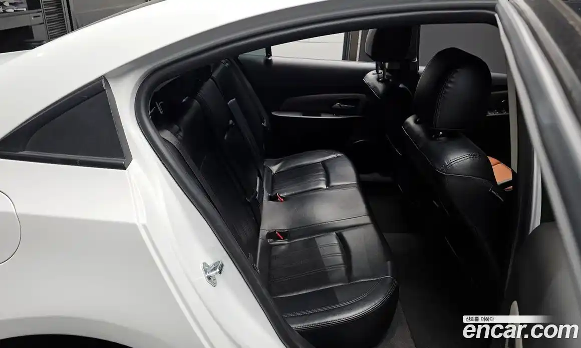 Chevrolet Cruze 2014 1.8 гидро в Москве № 974567, фото 11