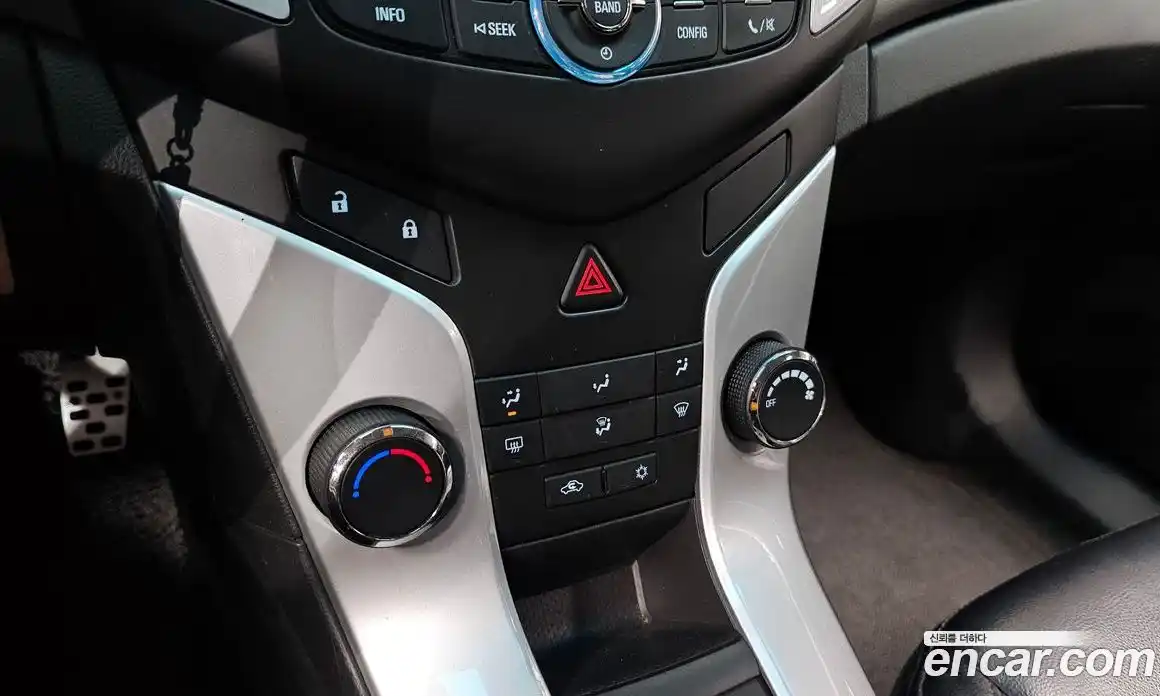 Chevrolet Cruze 2014 1.8 гидро в Москве № 974567, фото 17