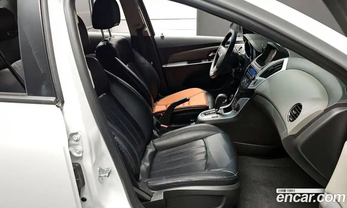 Chevrolet Cruze 2014 1.8 гидро в Москве № 974567, фото 10