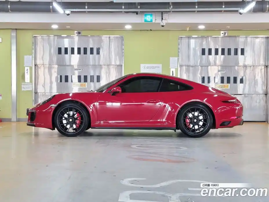 Porsche 911 2018 3.0 гидро в Москве № 974595, фото 3