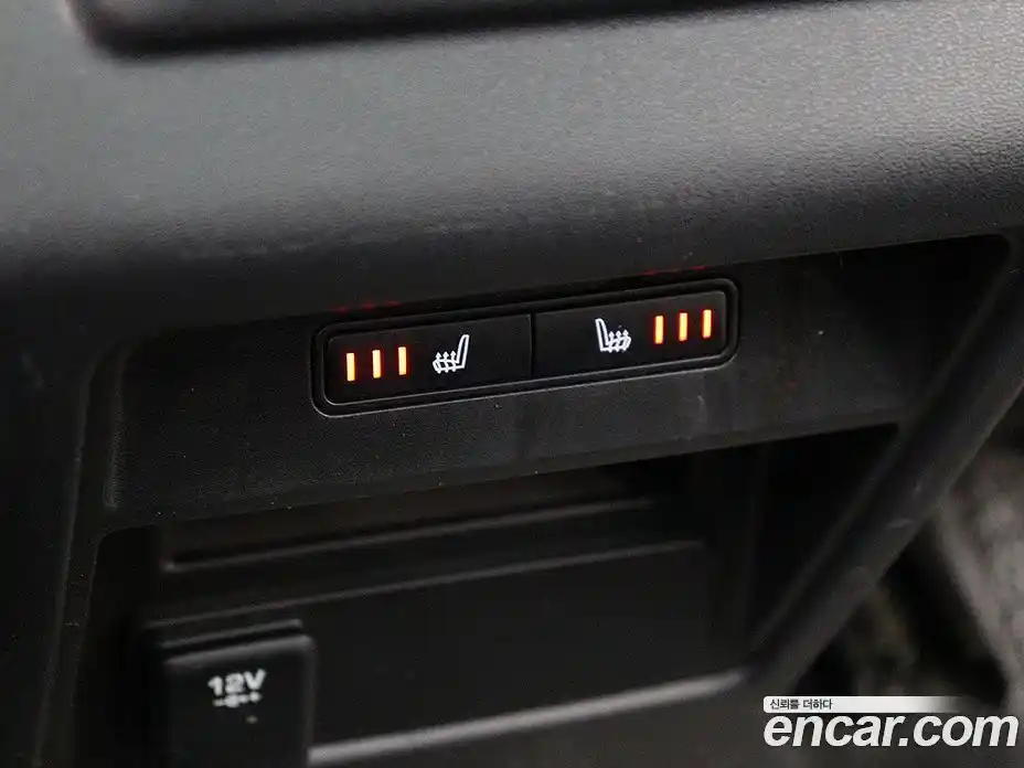 Land Rover Discovery Sport 2017 2.0 гидро в Москве № 975791, фото 12