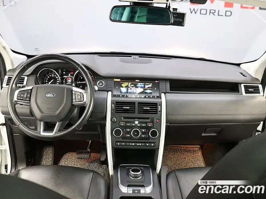 Land Rover Discovery Sport 2017 2.0 гидро в Москве № 975791, фото 13