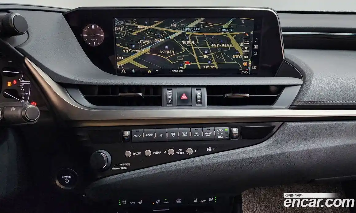 Lexus ES 2019 2.5 гидро в Москве № 975837, фото 15