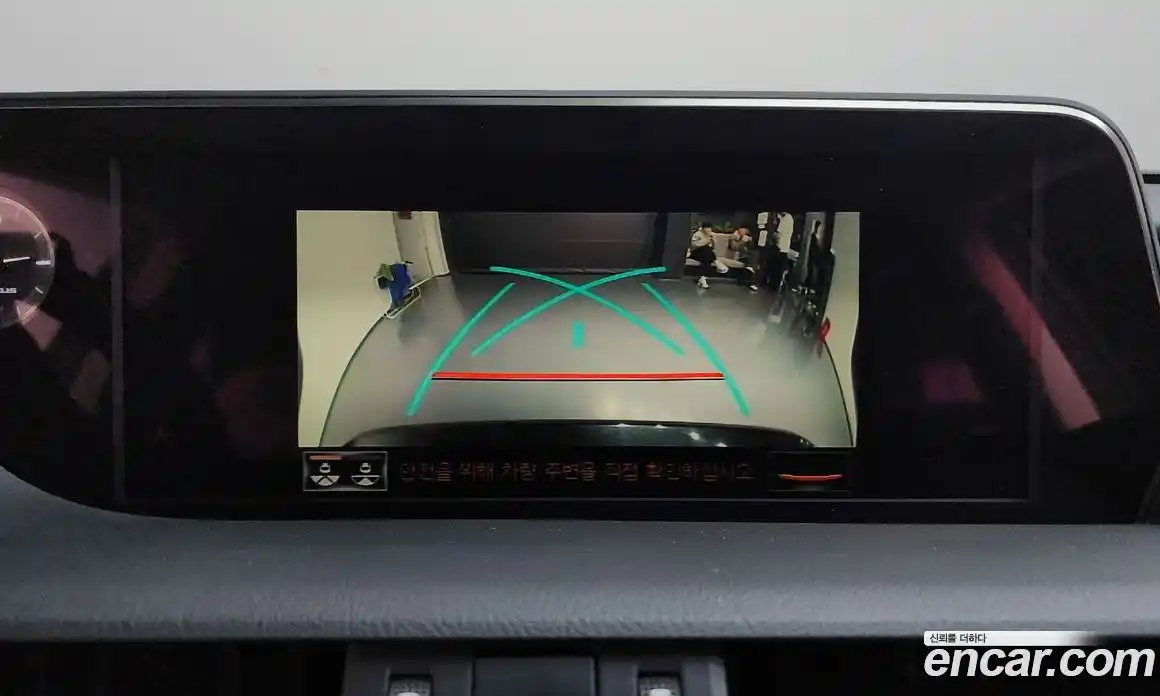 Lexus ES 2019 2.5 гидро в Москве № 975837, фото 16