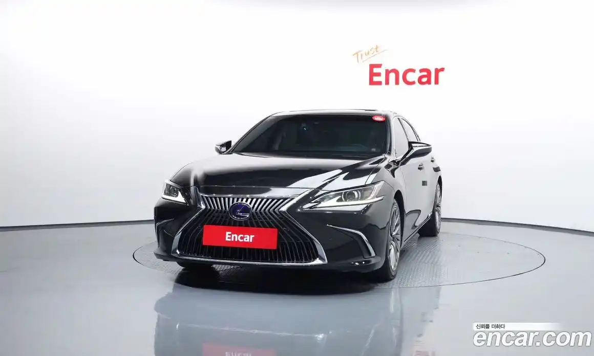 Lexus ES 2019 2.5 гидро в Москве № 975837, фото 3