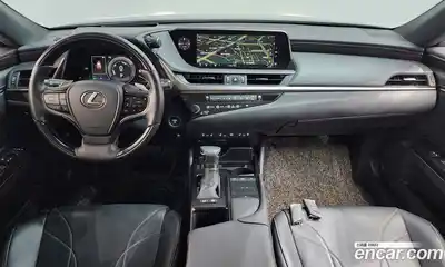 Lexus ES 2019 2.5 гидро в Москве № 975837, миниатюра 7